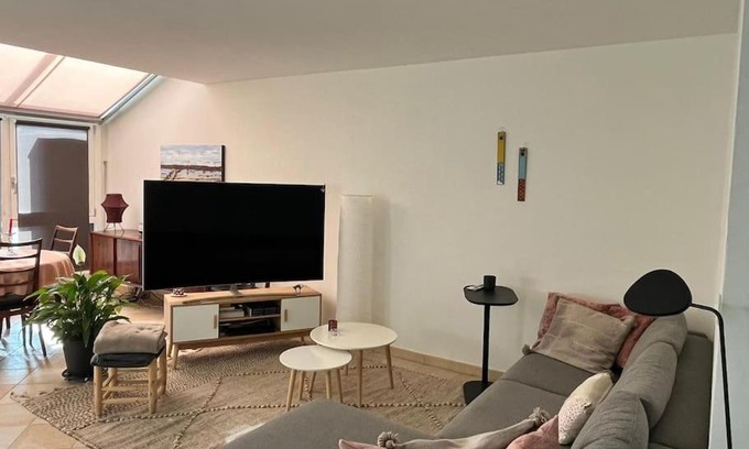 Lutry Apartment | Appartement Style Loft/Lumineux