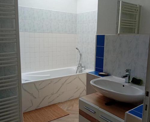 Saint-Ambreuil Apartment | Appartement tout confort au calme