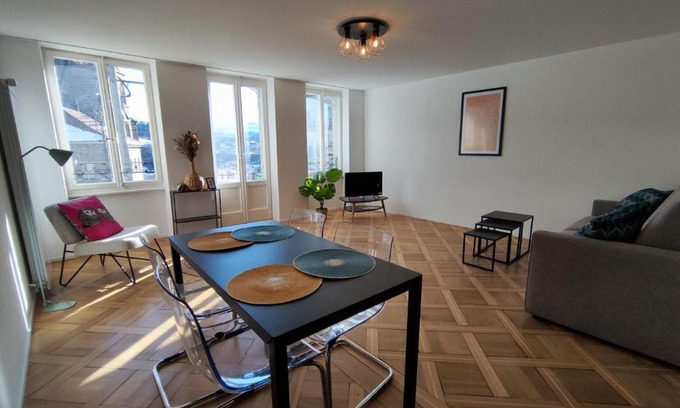 Fribourg Apartment | Appartement tout confort rénové avec vue - Tilleul 5