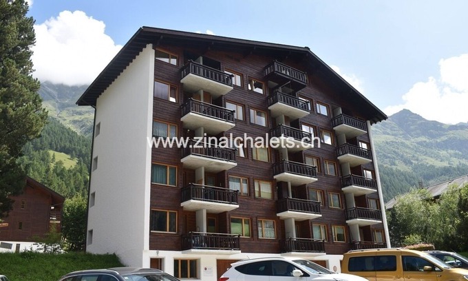Zinal Apartment | Appartment in a building in Zinal - 1 bedroom with 1 double bed with shower and WC - 1 bedroom with