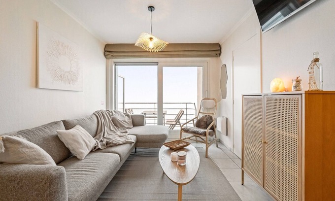 Blankenberge Apartment | Appealing apartment with sea-view