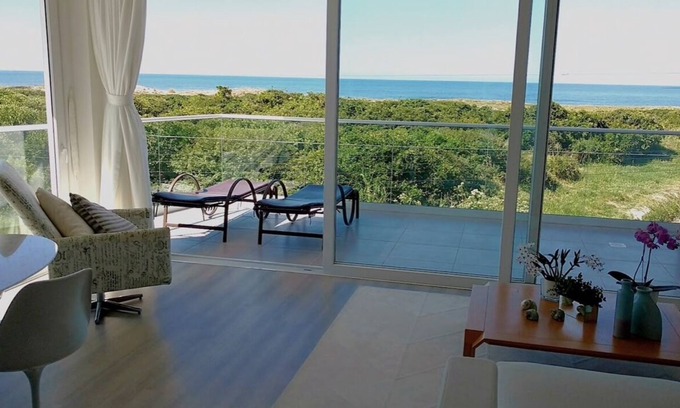 Lagoa Pequena Apartment | Apt in Novo Campeche 3 suites facing the sea