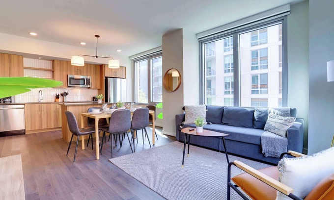 Clarendon Apartment | Apt Step from Metro W Gym