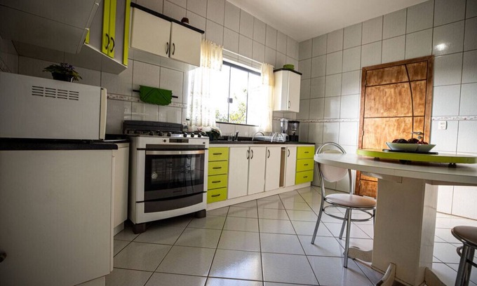 Guarapuava Apartment | Apto com ótima localização e WiFi em Guarapuava/PR