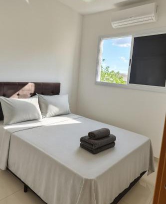 Santa Monica Apartment | Apto prox Madrecor, Ufu, Parque Sabia c Ar condicionado, Garagem