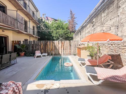 Barri Vell Apartment | Aptw Pool in heart of old town