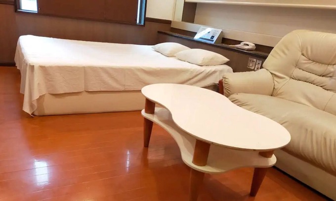 Honjo House | AQA HOTEL / Honjo Saitama