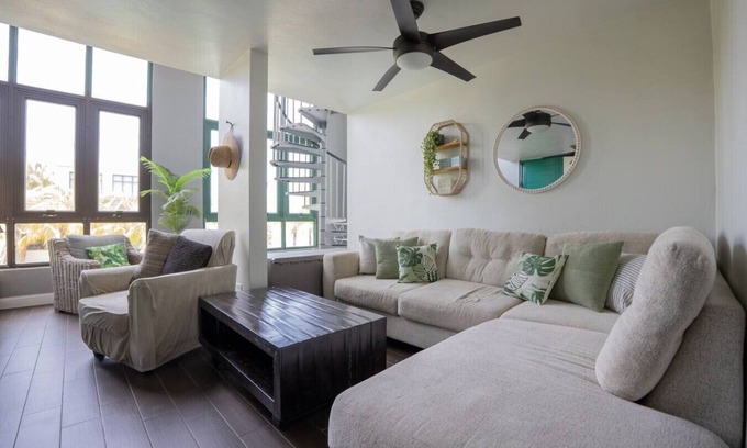 Mediania Alta Apartment | Aquatika Escape, Beach, Pools, BBQ Fun