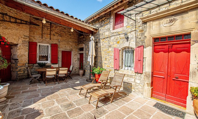 Vesseaux House | Ardéchoise stone house with character private pool 6-8 pers