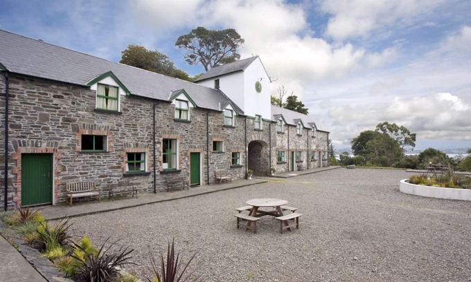 Ardnatrush Cottage | Ardnagashel Est No 7 - a two story that sleeps 4 guests in 2 bedrooms
