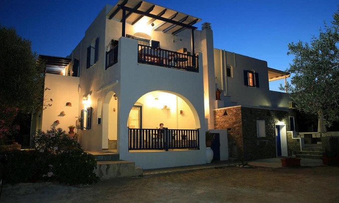 Platis Gialos Apartment | Aristeides - Moscha Apartments