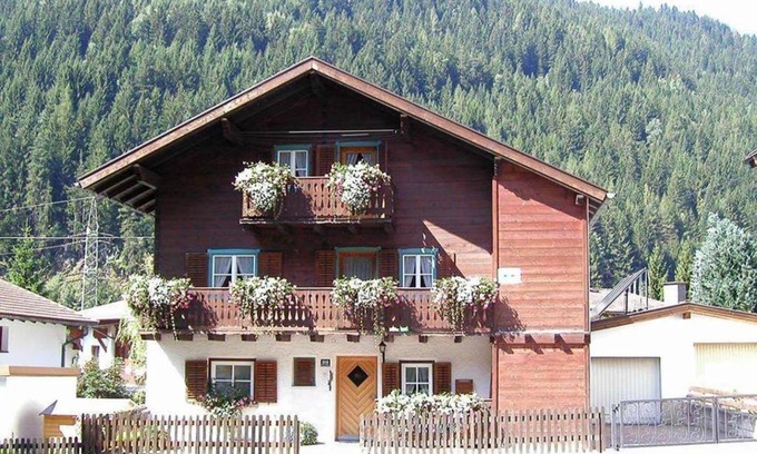 Flirsch House | Arlberghaus Rocks