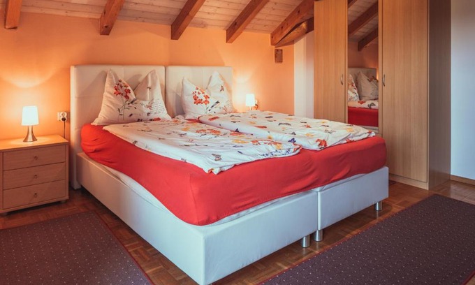 Altach Apartment | Armonia Altach, 2-6 P, 2 Schlafzimmer, Küche, Parkplatz, Balkon, Wifi, Garten, Stellplatz für Ski