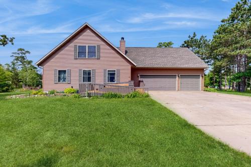 Rome House | Arrowhead Lake Escape