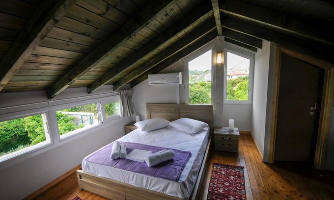 Melissopetra Villa | ARTEMIS