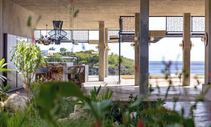 Lagun Villa | Artistic full off grid oceanfront Villa with tropical garden and luxury kitchen.