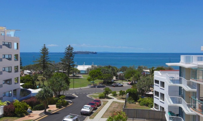 Kings Beach Apartment | Ashwood Unit 7 - Ocean views, 1 min to beach