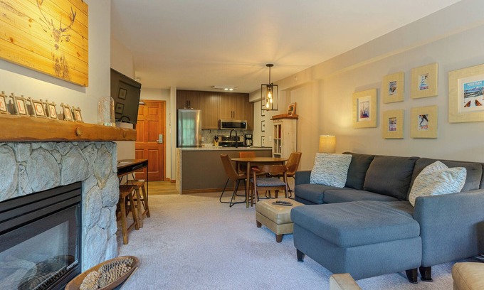 Whistler Condo | Aspen #545 Prime Ski-in Ski-out Location! Top Floor Unit, Pool, Hot tubs, BBQ