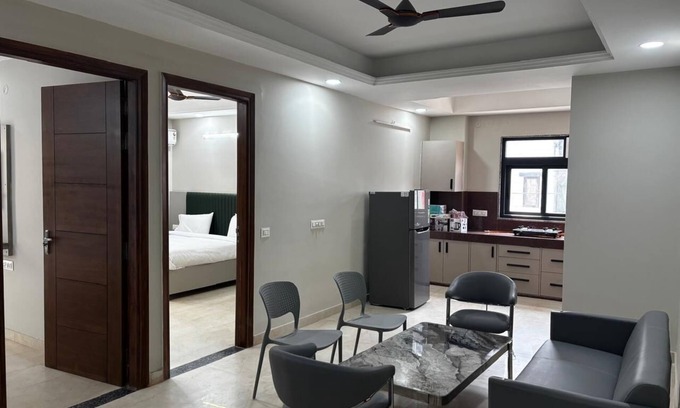 Sector 39 Hotel | Aster Studio Serviced Apartment