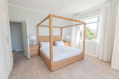 Pollok Beach Apartment | Astorian Tide