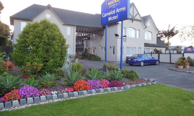 Manukau City Hotel | Asure Camelot Arms Motor Lodge