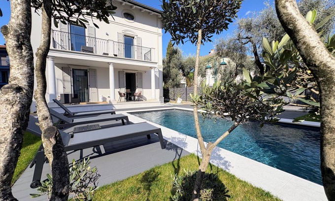 Riva del Garda Apartment | At 5 min from the center Three-room apartment with large balcony and swimming pool