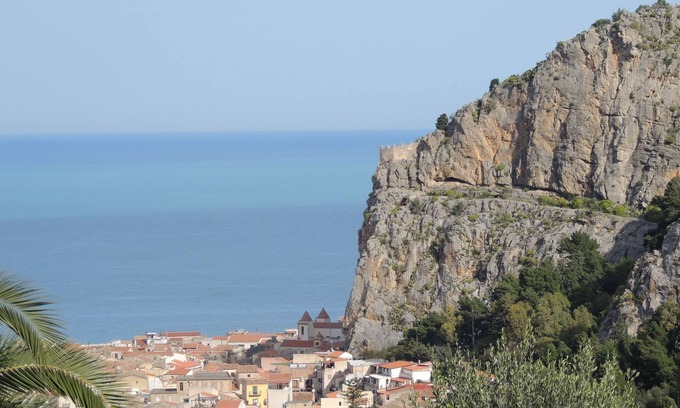 Cefalu Villa | At our house, the ideal place for a comfortable and peaceful holiday.