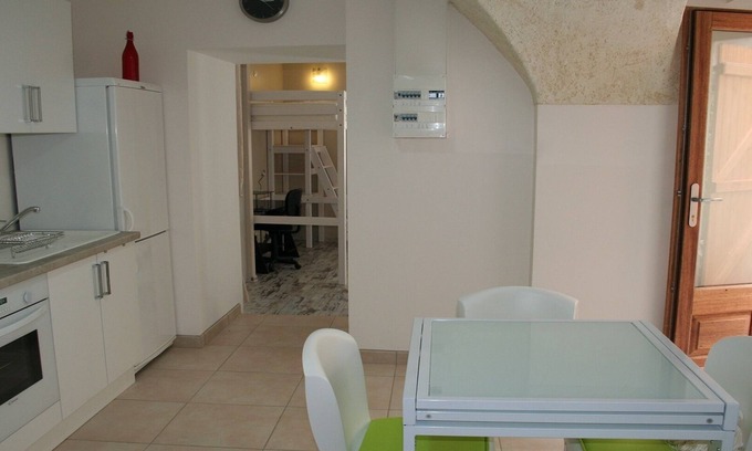 Saillans Cottage | At the edge of the river Drôme, in Saillans, lodging beaumiroir in rdc, 2 to 4 people