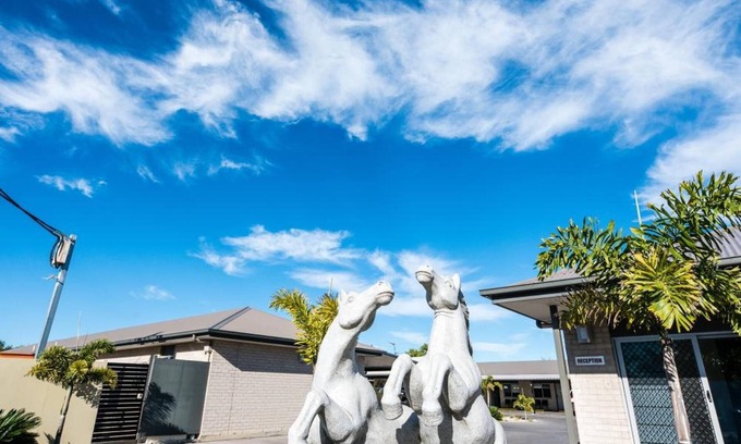 Roma Hotel | Athena Studio Units