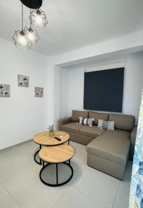 Paralia Ofryniou Apartment | ATHINA