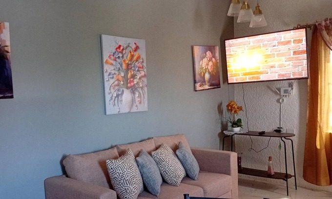 Portmore Apartment | ATRO Travels 2bdrm#Phoenix Park Village#jacuzzi#AC