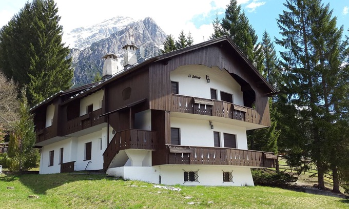 San Vito di Cadore Apartment | Attic room in San Vito di Cadore