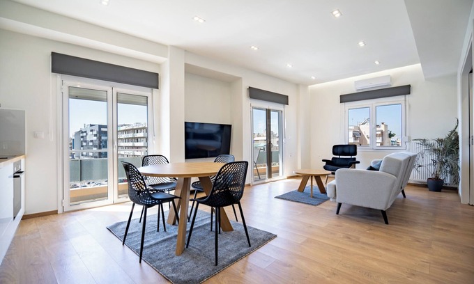 Attiki Apartment | Attiki Square & Metro Modern 2-Bedroom Apt by MPS