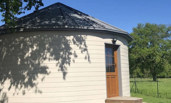 Saint-Martin-du-Fouilloux House | Atypical gîte for 4 people 15 min from Angers