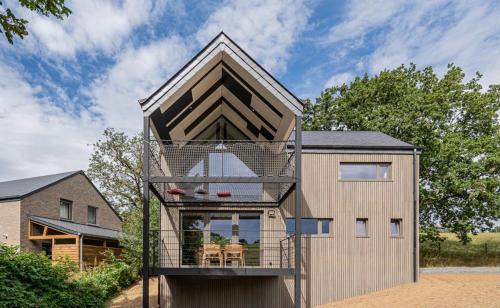 Bievre House | Au pachî d'Emile