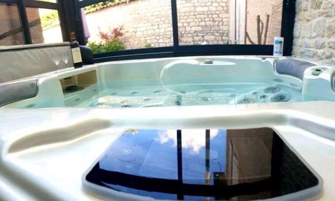 Saint-Jean-d'Angely Apartment | Au paradis d'Anges & Lits