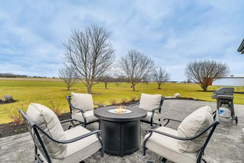 Town of Owasco House | Auburn Finger Lakes Farmhouse with Open Views!