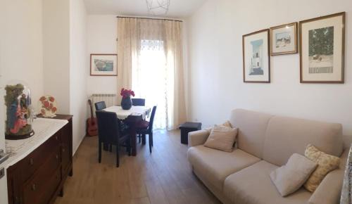 Quartiere XX Ardeatino Apartment | AugustoVera19 Tourist Accommodation