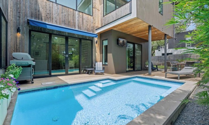 South River City House | Austin Luxury + Private Pool - Chelsea Oak I