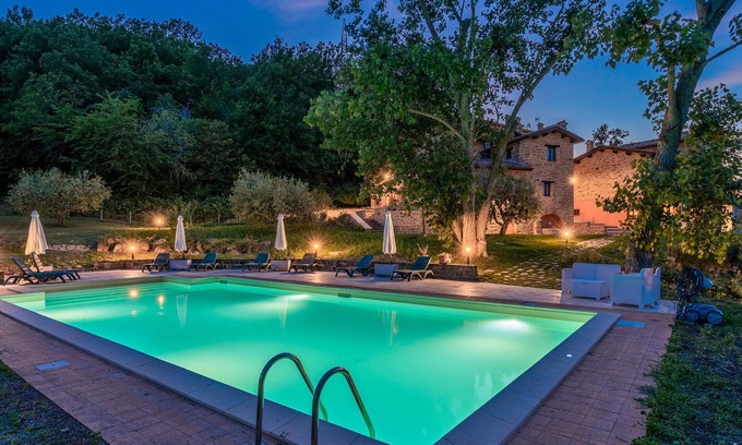 Camerino House | Authentic residence in the middle of nature with pool.