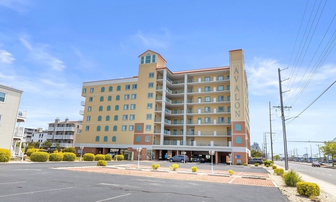 North Ocean City Condo | Avalon 507-Oceanside 140th St, Free WiFi, Pool, Elev, W/D, AC