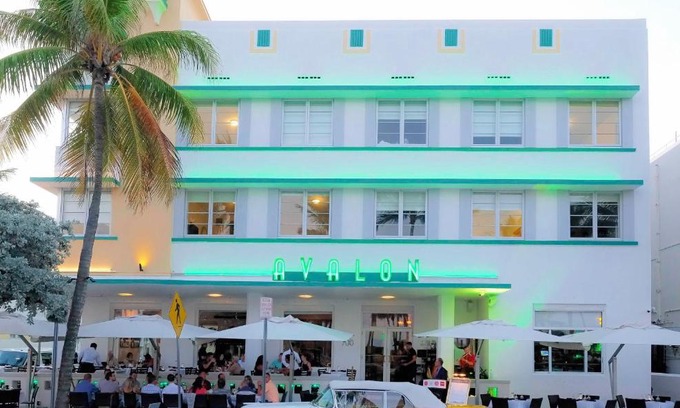 Flamingo/Lummus Hotel | Avalon Hotel