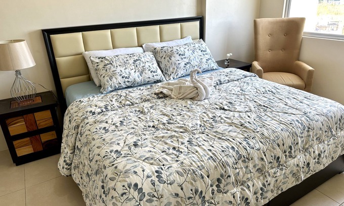 Mandurriao Condo | Avida - Simple & Elegant ~3BR#33