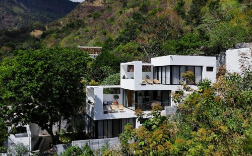 Tzununa Hotel | Aviva Hotel
