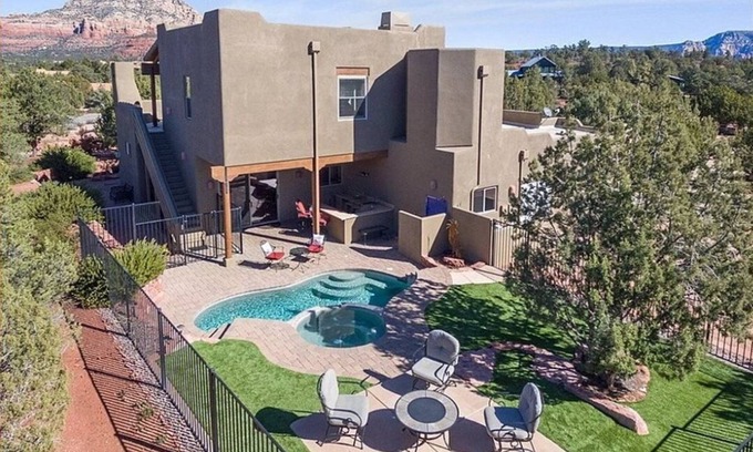 West Sedona House | Awe-inspiring setting, private heated pool/spa, just close enough to the action