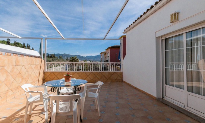 Puente De Genave Apartment | Awesome apartment in Puente de Genave