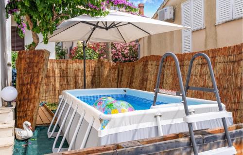 Zvekovica Apartment | Awesome Apartment In Cavtat With Wifi