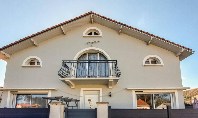 Saint-Michel-Chef-Chef House | Awesome home in Saint-Michel-Chef-Chef