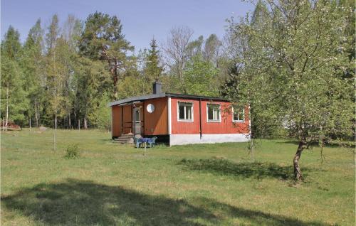 Tvetaryd House | Awesome Home In Backaryd With Kitchen