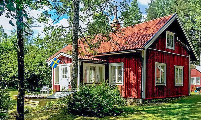 Hultsfred House | Awesome home in Hultsfred with kitchen